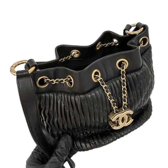 CHANEL Black Drawstring Bucket Bag A-A28485 - Picture 6 of 11